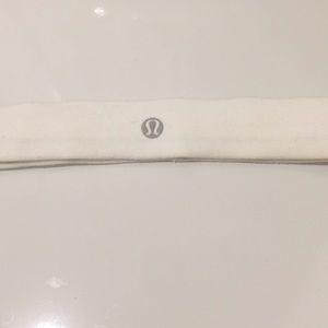 white lululemon headband